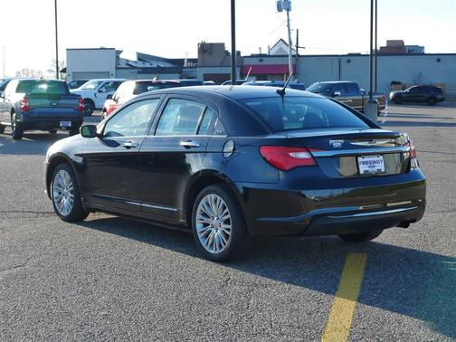 2012 Chrysler 200 Limited