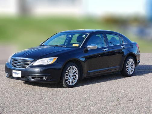 2012 Chrysler 200 Limited