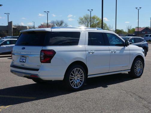 White Metallic 2022 Ford Expedition Max Platinum
