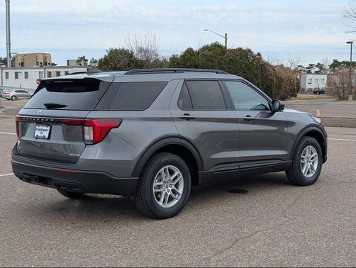 Carbonized Gray Metallic 2026 Ford Explorer Active