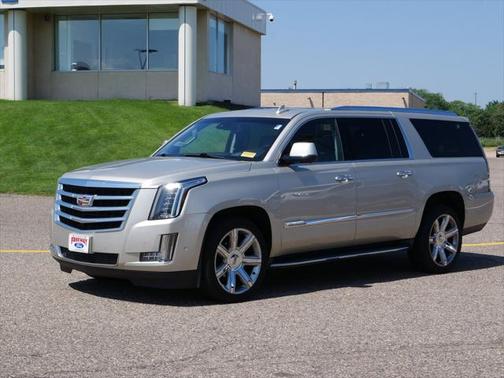 2017 Cadillac Escalade ESV Luxury