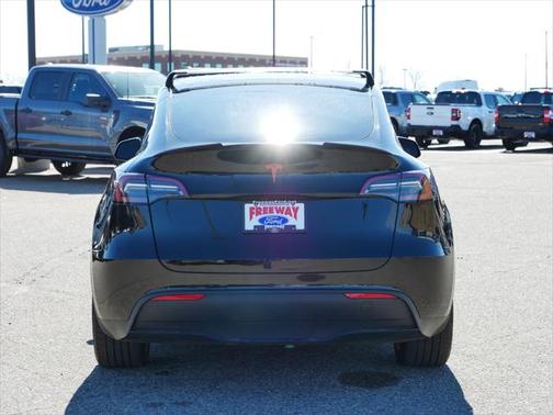 2023 Tesla Model Y Long Range Dual Motor All-Wheel Drive