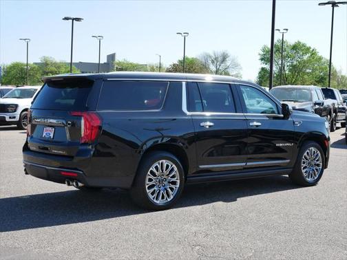 2023 GMC Yukon XL Denali Ultimate
