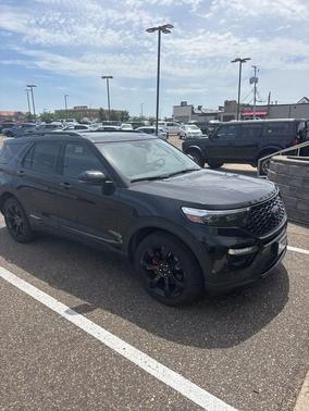 Agate Black Metallic 2024 Ford Explorer ST