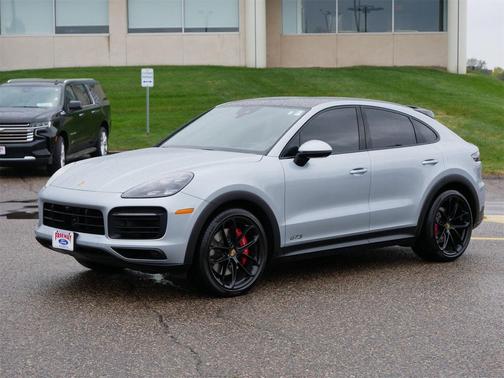 2021 Porsche Cayenne GTS