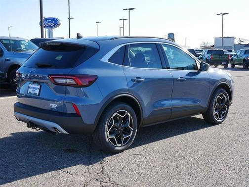 2026 Ford Escape Platinum