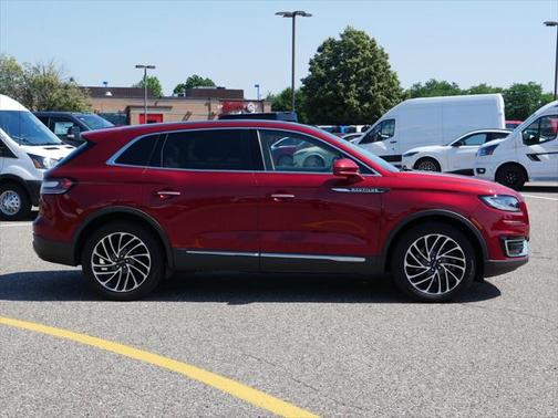 2019 Lincoln Nautilus Reserve