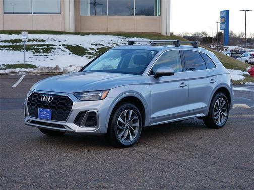 2023 Audi Q5 45 S line Premium Plus