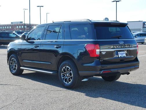 Black Metallic 2024 Ford Expedition XLT
