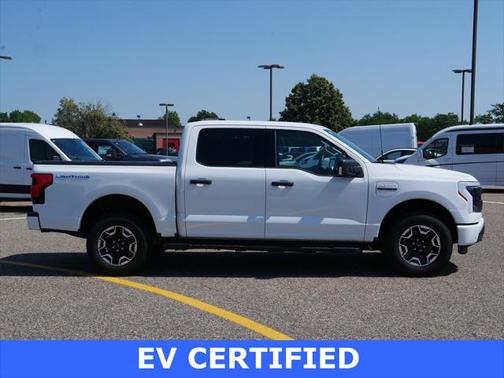 2023 Ford F-150 Lightning XLT