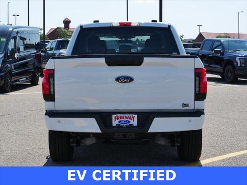2023 Ford F-150 Lightning XLT