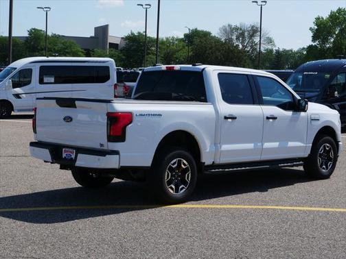 2023 Ford F-150 Lightning XLT