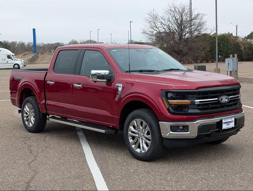 Ruby Red Metallic Tinted Clearcoat 2026 Ford F-150 XLT