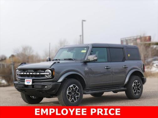 2024 Ford Bronco Outer Banks