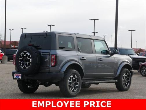 2024 Ford Bronco Outer Banks