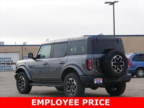 2024 Ford Bronco Outer Banks