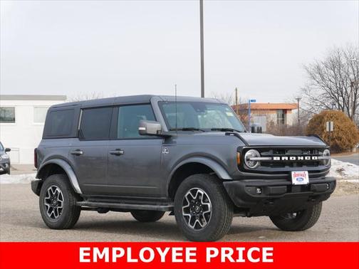 2024 Ford Bronco Outer Banks