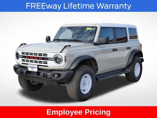 Desert Sand 2026 Ford Bronco Heritage Edition