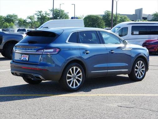 2019 Lincoln Nautilus Select