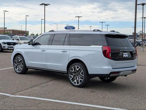 Space Silver Metallic 2026 Ford Expedition Max Platinum
