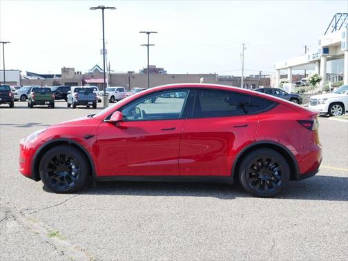 2023 Tesla Model Y Long Range Dual Motor All-Wheel Drive