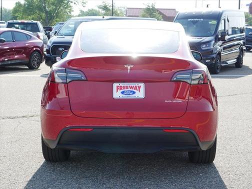 2023 Tesla Model Y Long Range Dual Motor All-Wheel Drive