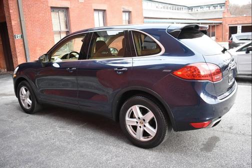 2014 Porsche Cayenne Cayenne