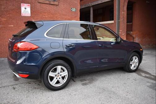 2014 Porsche Cayenne Cayenne