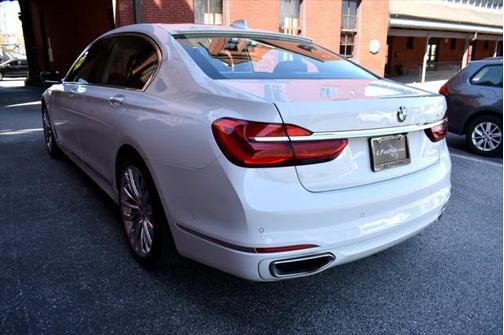 2016 BMW 750 I