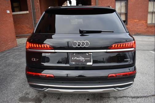 2021 Audi Q7 55 Premium