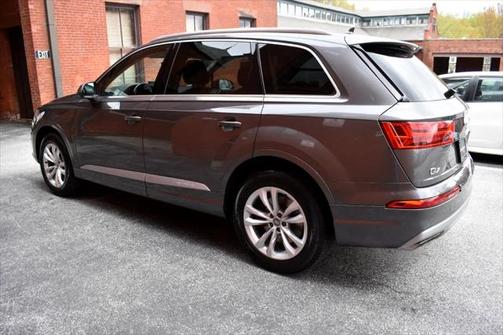 2019 Audi Q7 55 Premium Plus