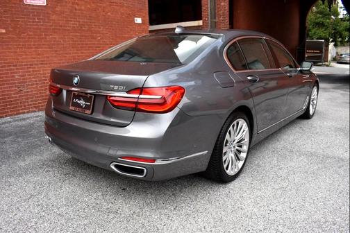 2016 BMW 750 I