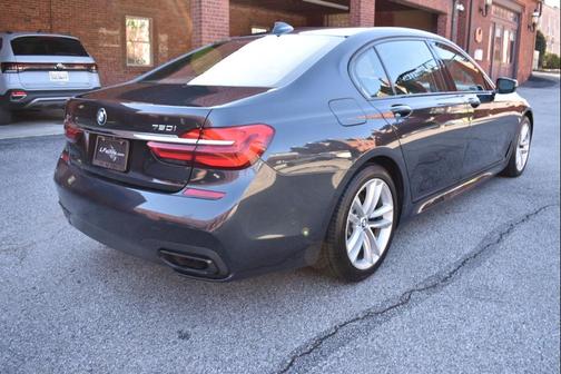 2016 BMW 750 i xDrive