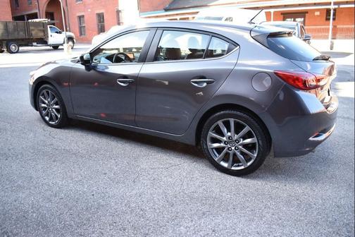 2018 Mazda Mazda3 Touring