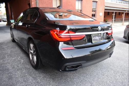 2019 BMW 750 I