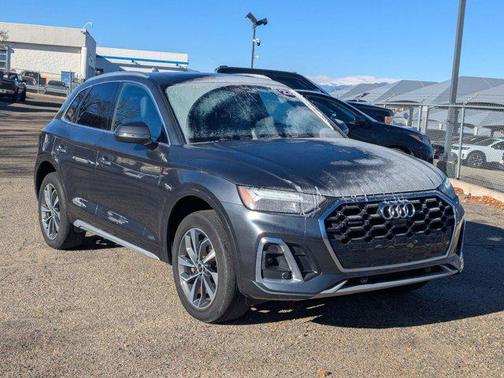 2022 Audi Q5 45 S line Premium Plus