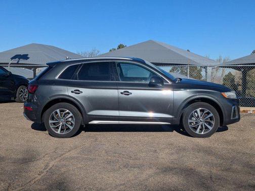 2022 Audi Q5 45 S line Premium Plus