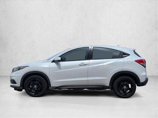 Platinum White Pearl 2021 Honda HR-V LX