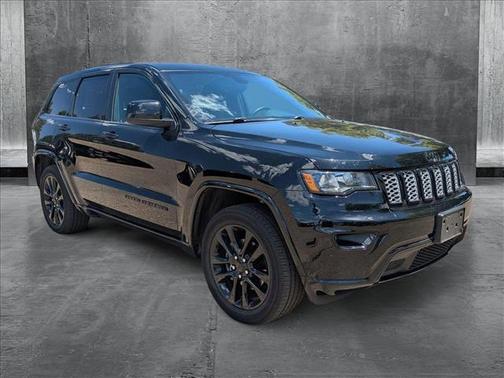 2018 Jeep Grand Cherokee Altitude