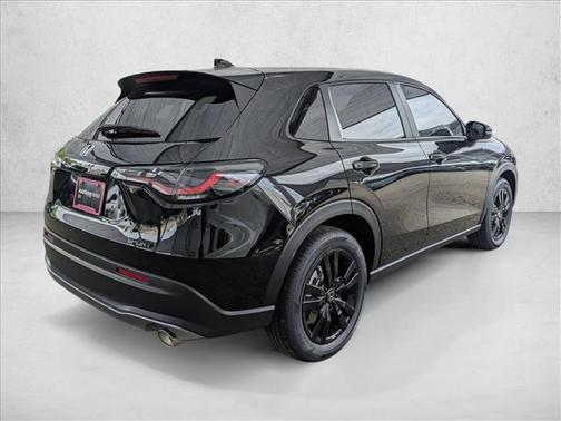Crystal Black Pearl 2027 Honda HR-V Sport