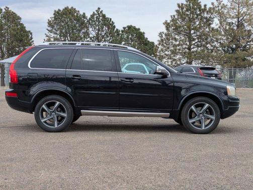 Black Stone [Black 2013 Volvo XC90 3.2 R-Design