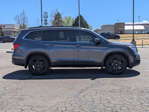 Modern Steel Metallic 2022 Honda Pilot AWD Special Edition