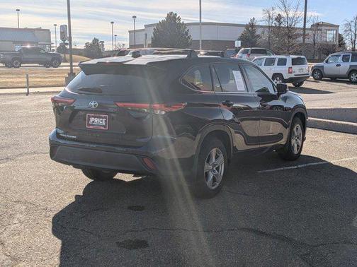 2021 Toyota Highlander L