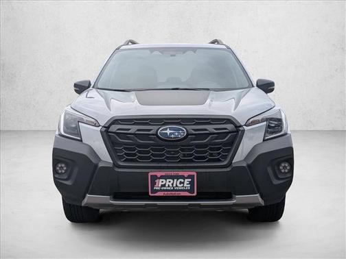 Ice Silver Metallic 2023 Subaru Forester Wilderness