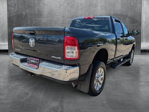 2022 RAM 2500 Big Horn Crew Cab 4x4 6'4' Box