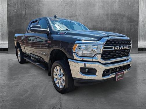 2022 RAM 2500 Big Horn Crew Cab 4x4 6'4' Box
