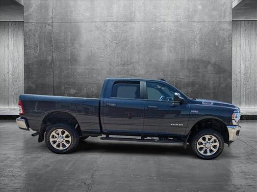 2022 RAM 2500 Big Horn Crew Cab 4x4 6'4' Box