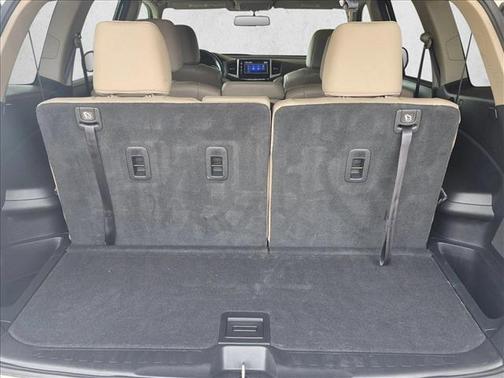 White Diamond Pearl 2016 Honda Pilot EX-L