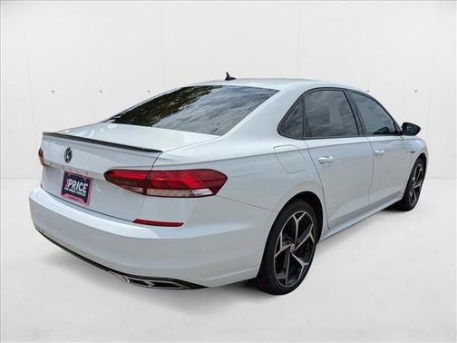 2020 Volkswagen Passat 2.0T R-Line