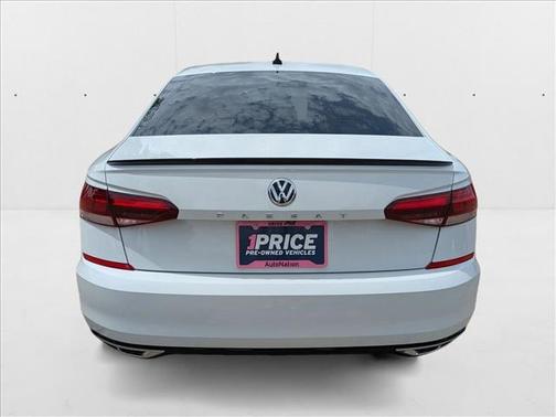2020 Volkswagen Passat 2.0T R-Line